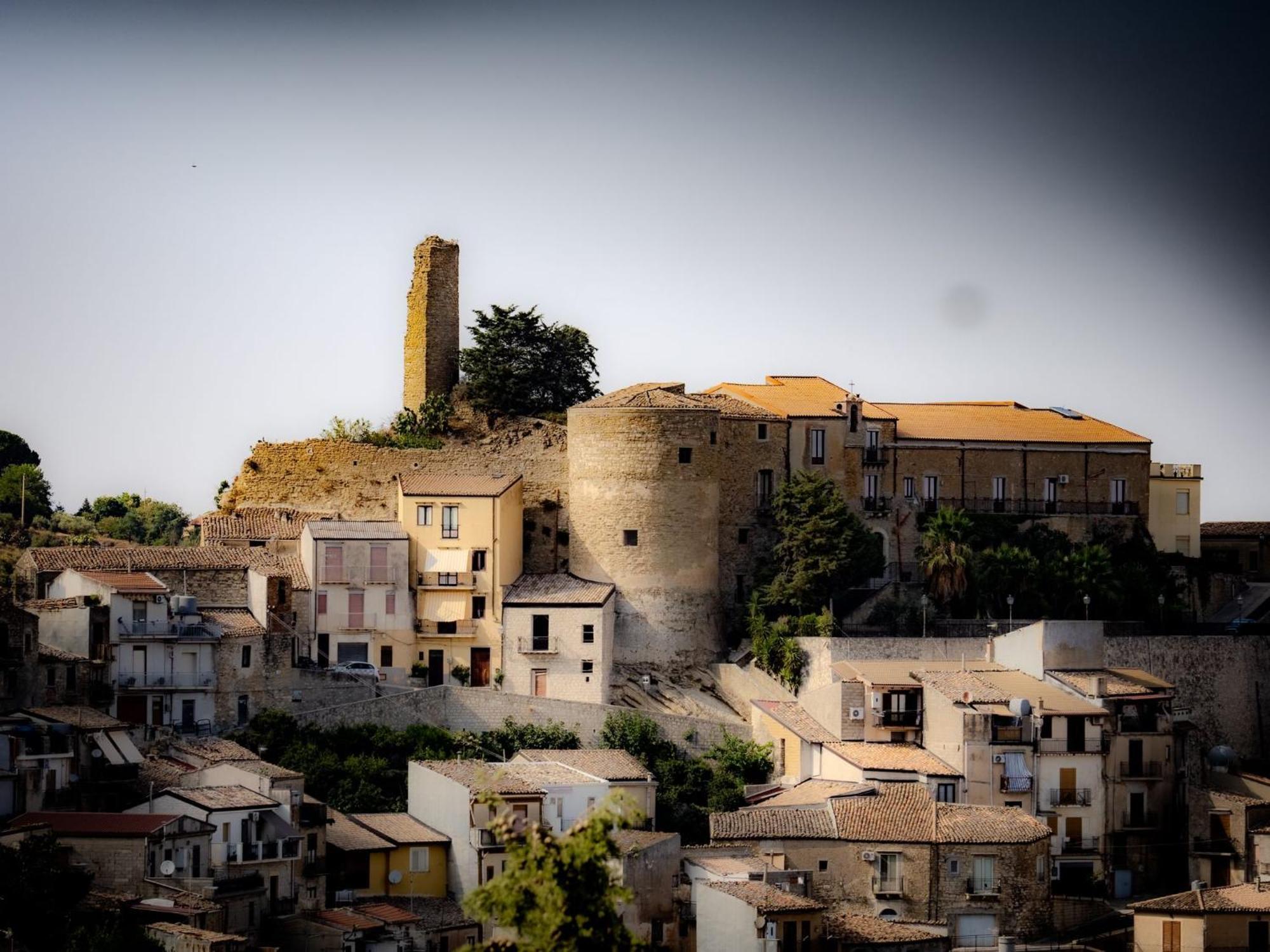 La Casa Della Nonna Apartment Cammarata ภายนอก รูปภาพ
